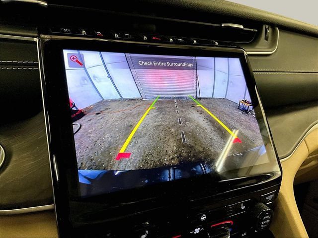 Used 2021 Jeep Grand Cherokee L Limited AWD/4WD image 20