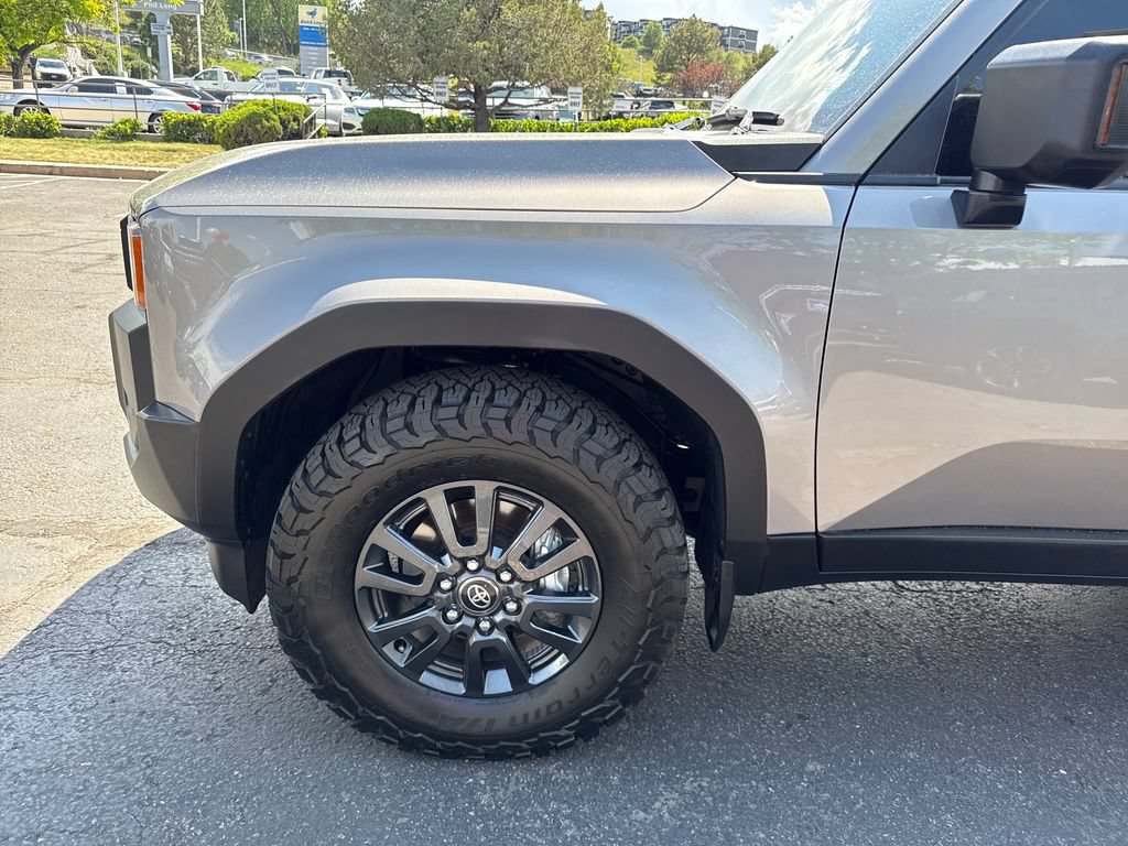 Used 2025 Toyota Land Cruiser 1958 AWD/4WD image 33
