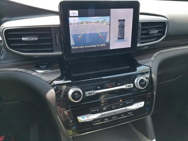 Certified 2023 Ford Explorer Limited w/ Equipment Group 301A AWD/4WD image 24