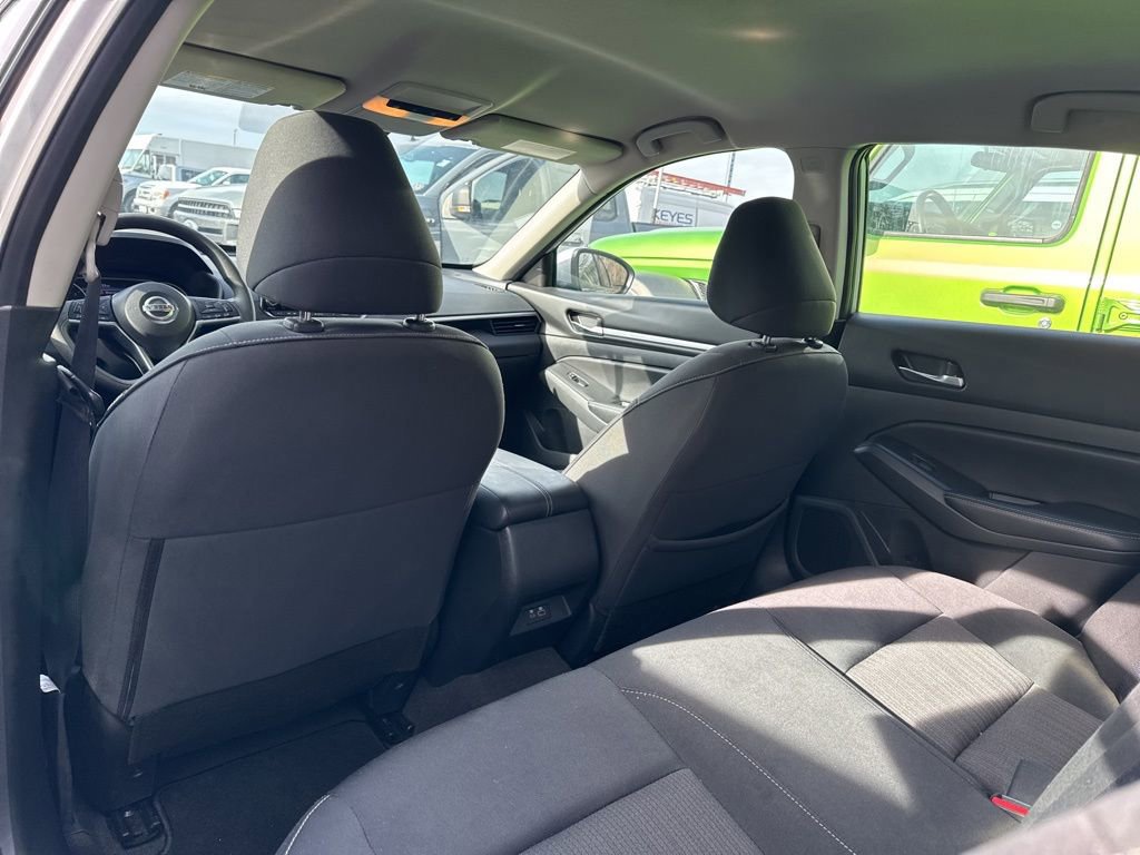 Used 2022 Nissan Altima 2.5 SV image 4