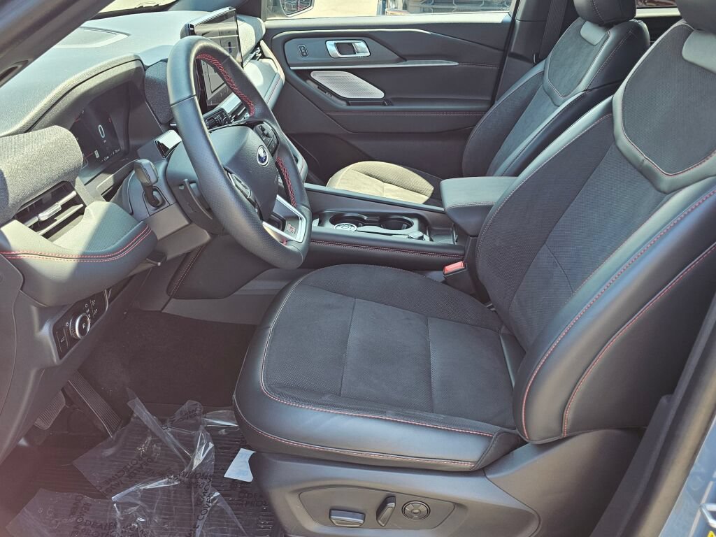 Certified 2025 Ford Explorer ST w/ Sun And Sound Package AWD/4WD image 22