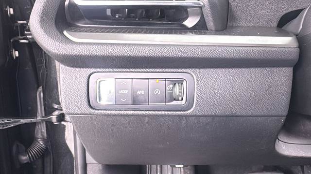 Used 2024 Chevrolet Traverse LT AWD/4WD image 35