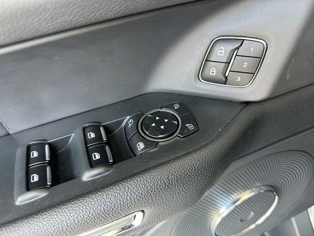 Certified 2023 Ford Expedition XLT RWD image 30