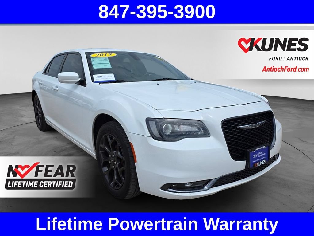 Used 2019 Chrysler 300 S AWD/4WD image 1