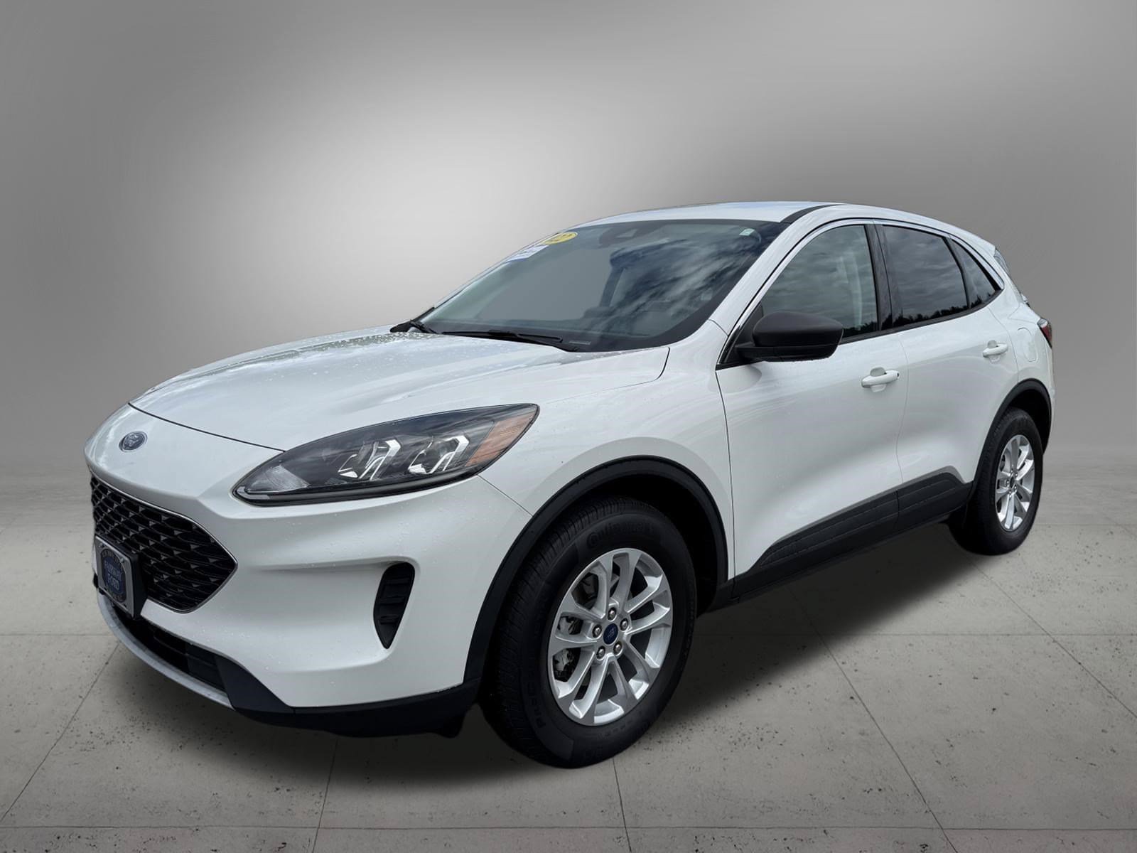 Certified 2022 Ford Escape SE w/ Convenience Package AWD/4WD image 1