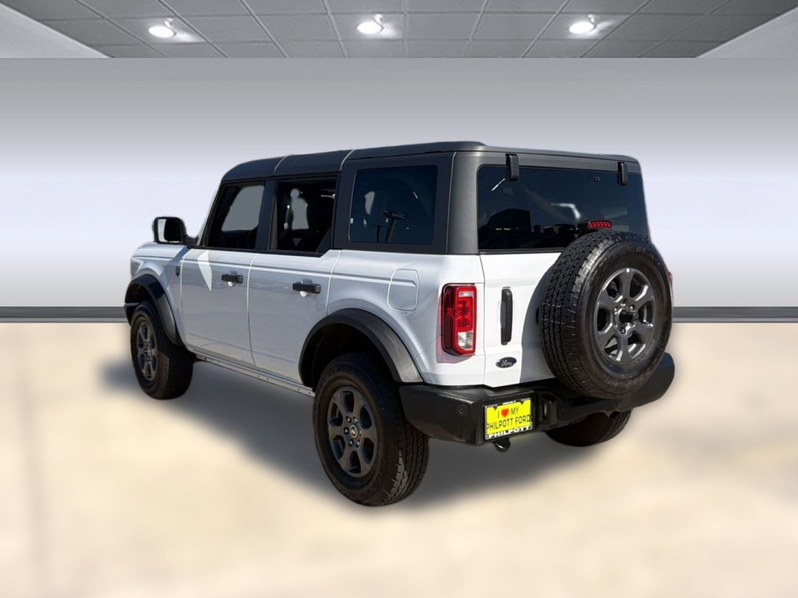 Certified 2025 Ford Bronco Big Bend image 3