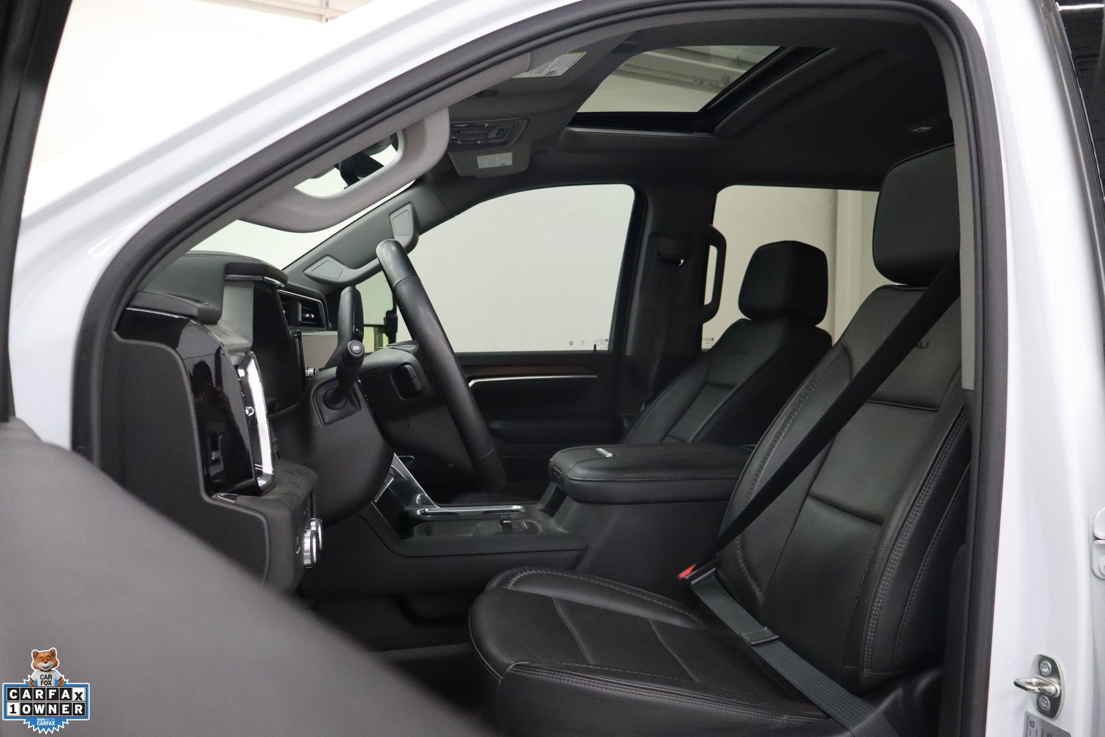 Used 2024 GMC Sierra 2500 Denali w/ Denali Reserve Package image 10