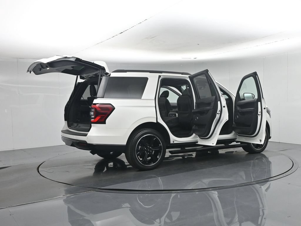 Certified 2023 Ford Expedition Limited AWD/4WD image 6