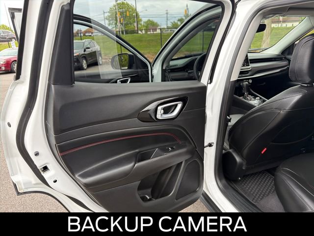 Used 2022 Jeep Compass Trailhawk w/ Trailhawk Convenience Group AWD/4WD image 16
