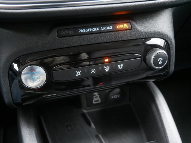 Certified 2025 Ford Escape Platinum image 24