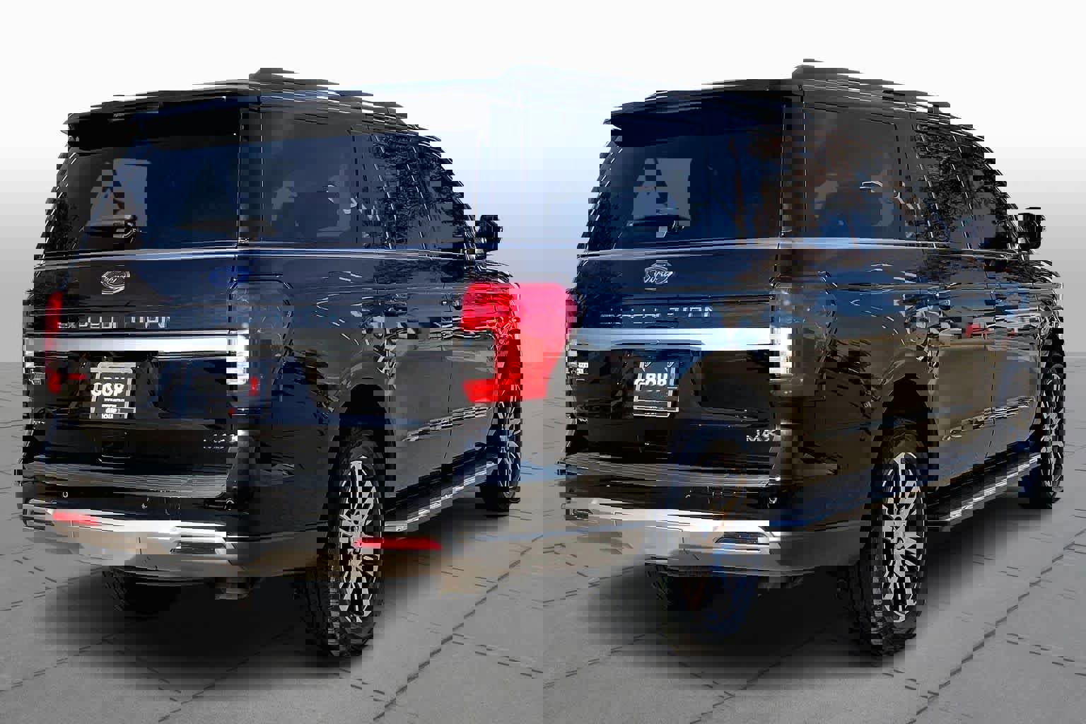 Certified 2022 Ford Expedition Max XLT image 12