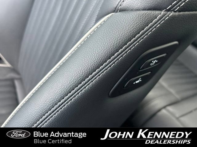 Used 2020 Genesis G70 2.0T w/ Elite Package AWD/4WD image 38
