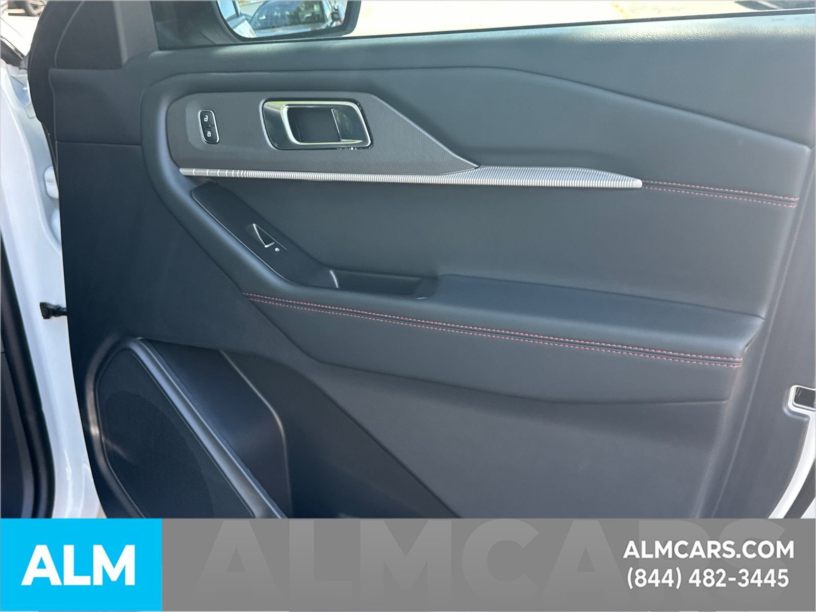 Certified 2025 Ford Explorer ST image 35