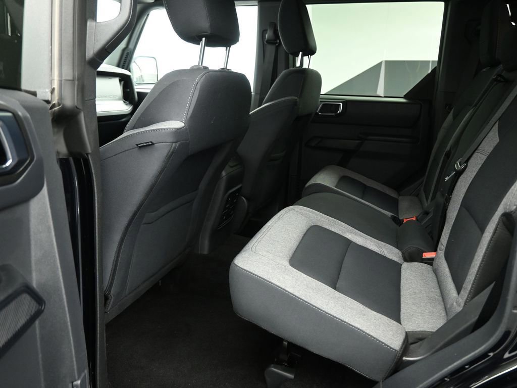 Certified 2025 Ford Bronco Big Bend image 34