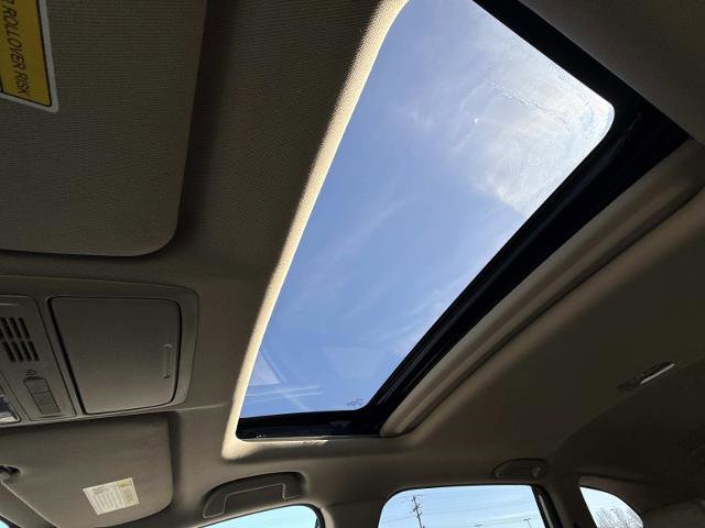 Used 2018 Honda CR-V Touring image 31