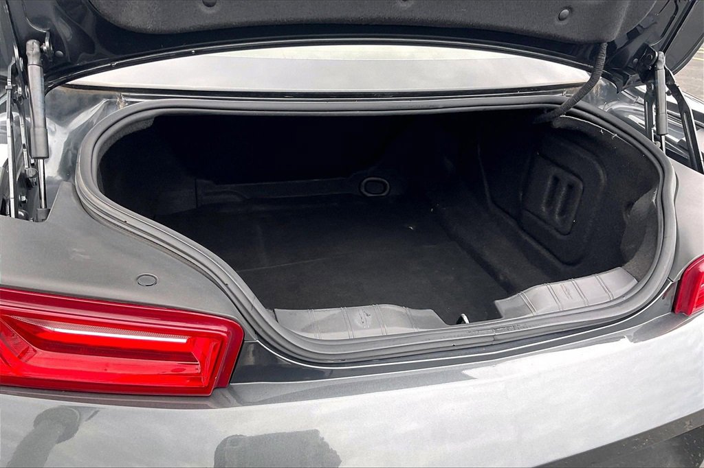 Used 2018 Chevrolet Camaro LT image 26