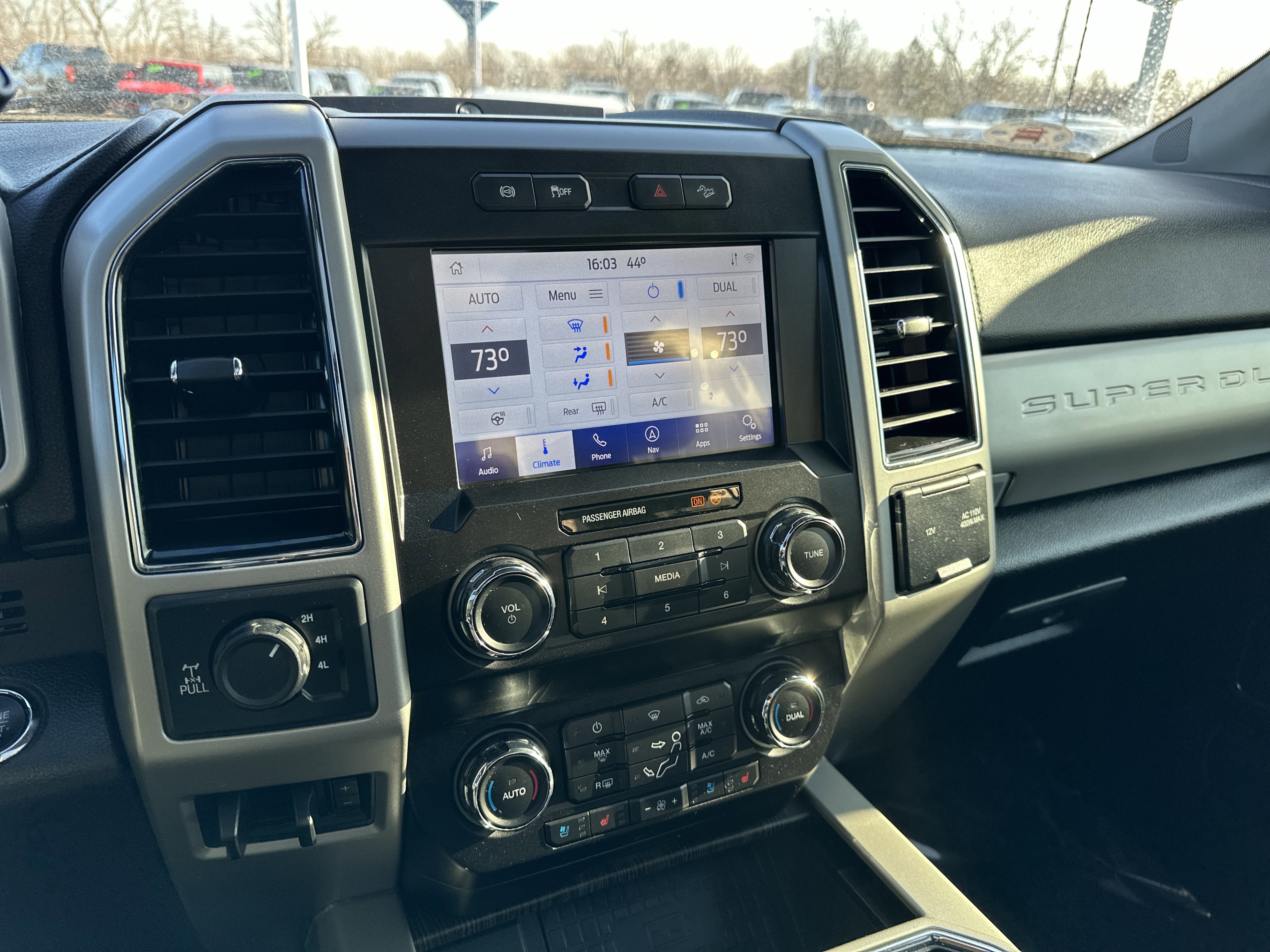 Certified 2021 Ford F250 Lariat w/ Lariat Ultimate Package image 17