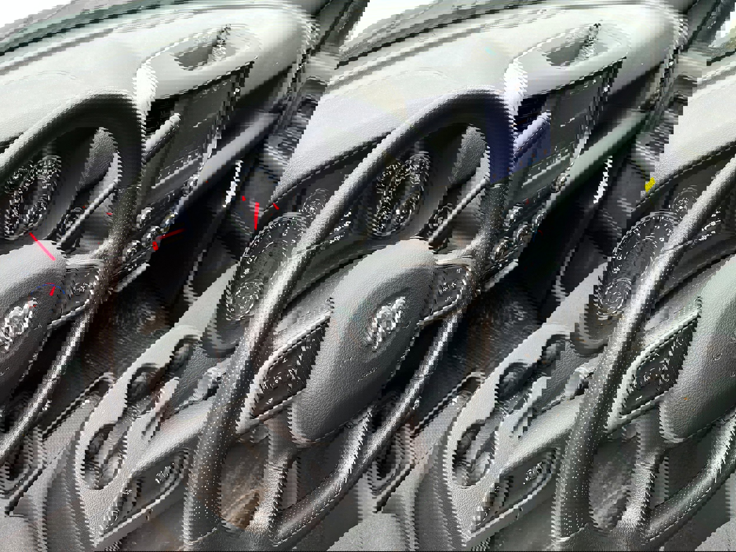 Used 2024 RAM 2500 Tradesman w/ Chrome Appearance Group image 11