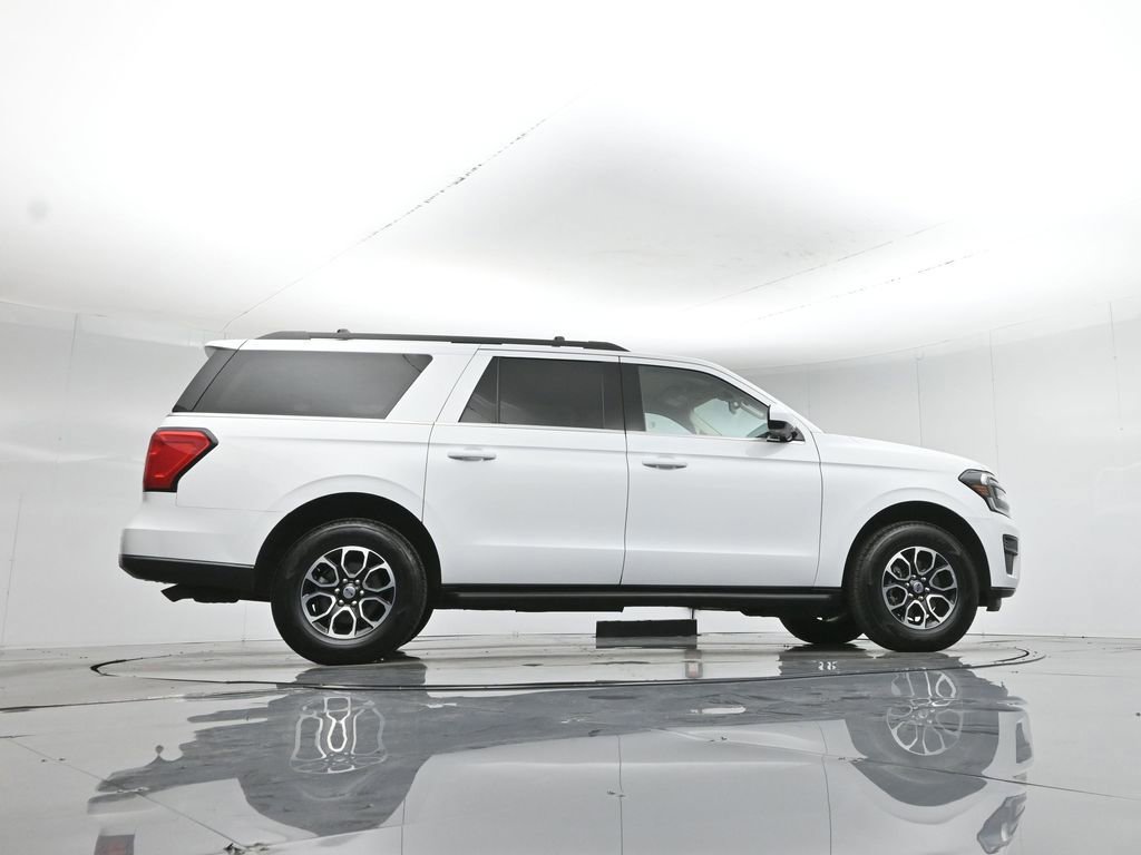 Certified 2024 Ford Expedition Max XLT image 9