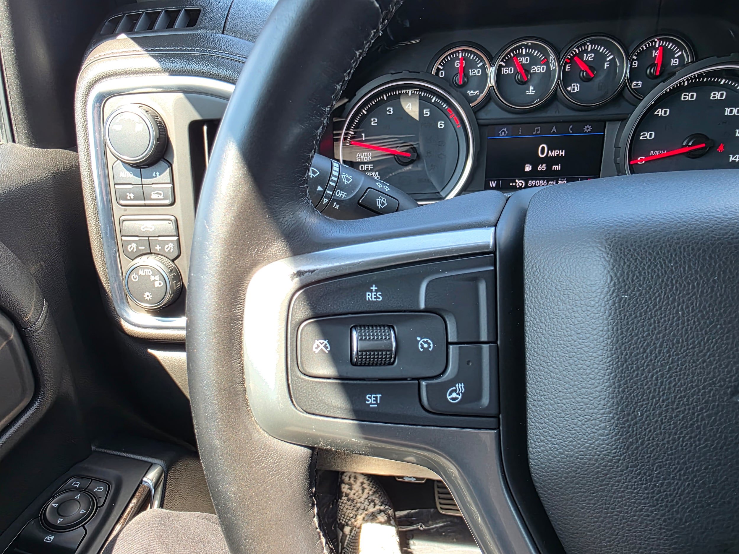 Used 2019 Chevrolet Silverado 1500 LT w/ All-Star Edition AWD/4WD image 16