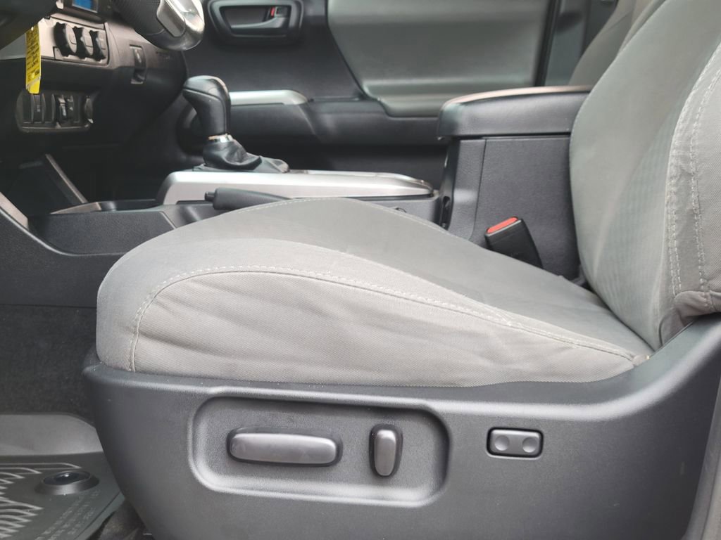 Used 2021 Toyota Tacoma SR5 image 22