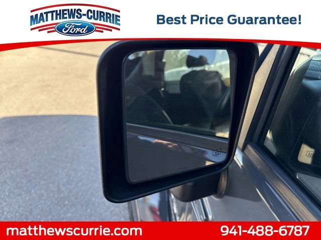 Used 2017 Jeep Wrangler Sahara w/ Connectivity Group image 8