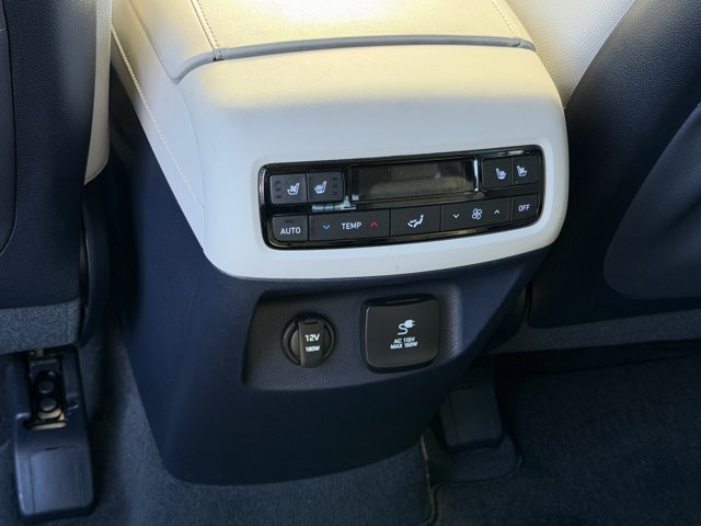 Used 2025 Hyundai Palisade Limited FWD image 17
