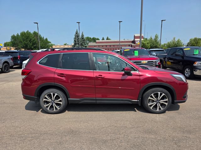 Used 2022 Subaru Forester Limited AWD/4WD image 7