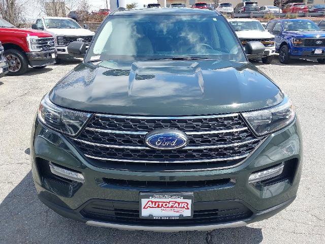 Certified 2022 Ford Explorer XLT w/ Equipment Group 202A AWD/4WD image 3