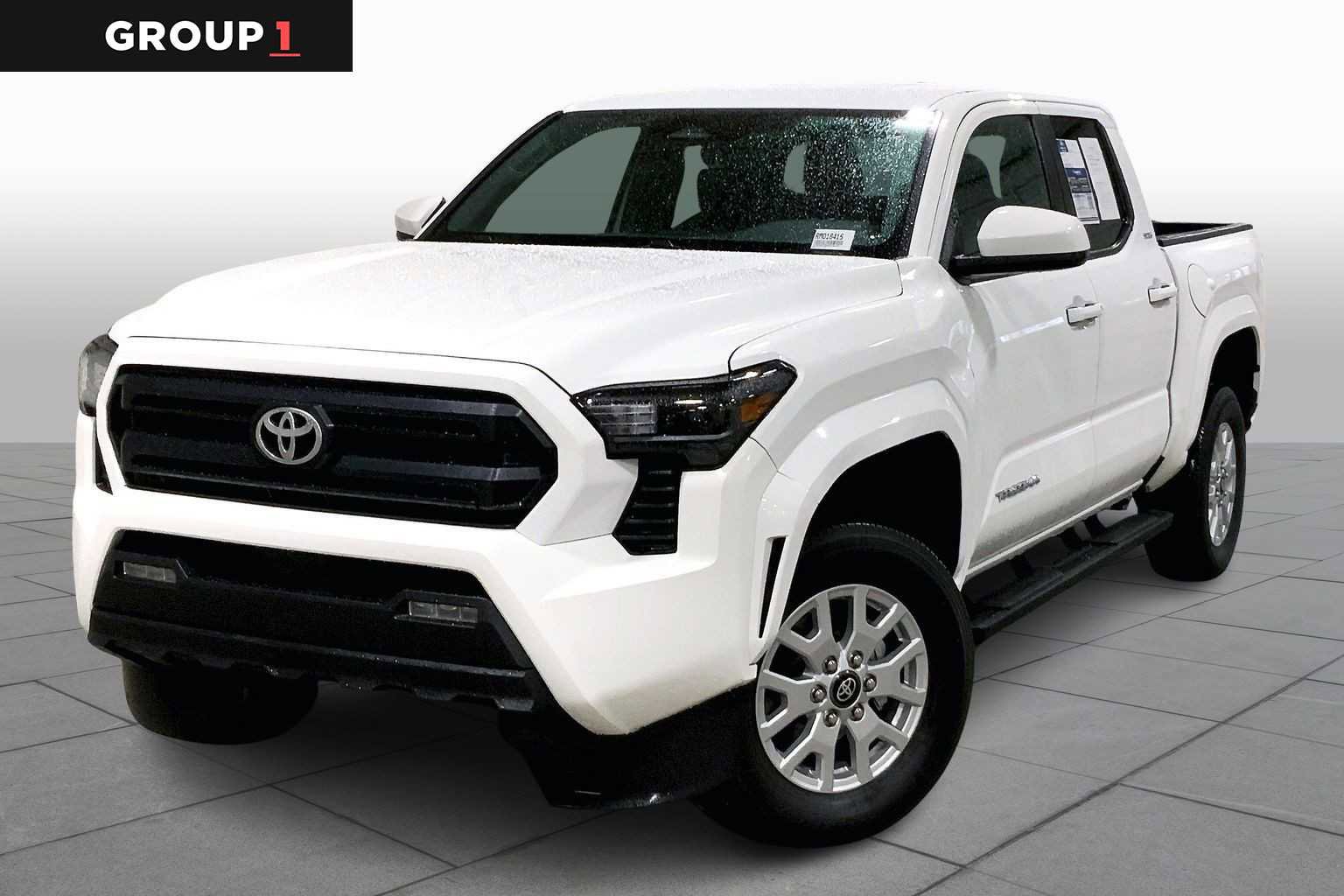 Used 2024 Toyota Tacoma SR5 image 1
