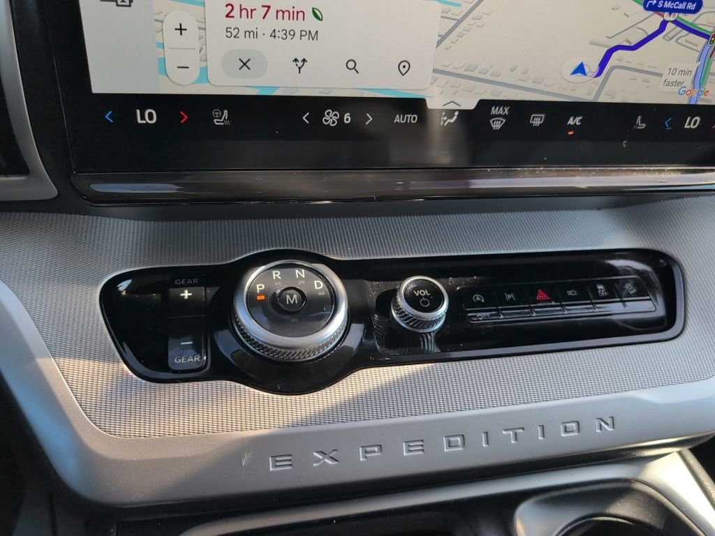 Certified 2025 Ford Expedition Active image 21