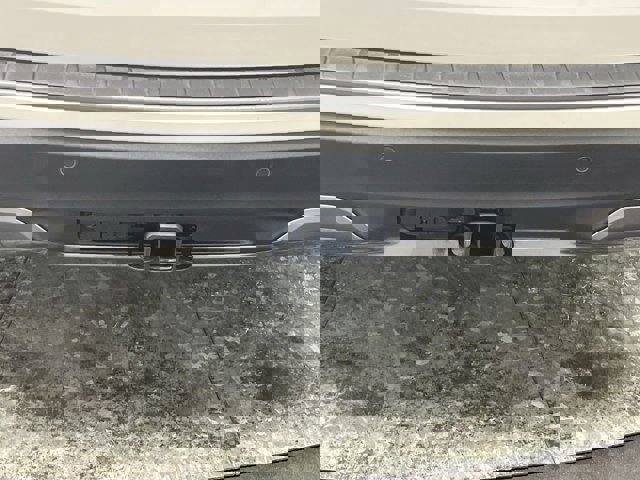 Certified 2021 Ford Explorer XLT w/ Equipment Group 202A image 36