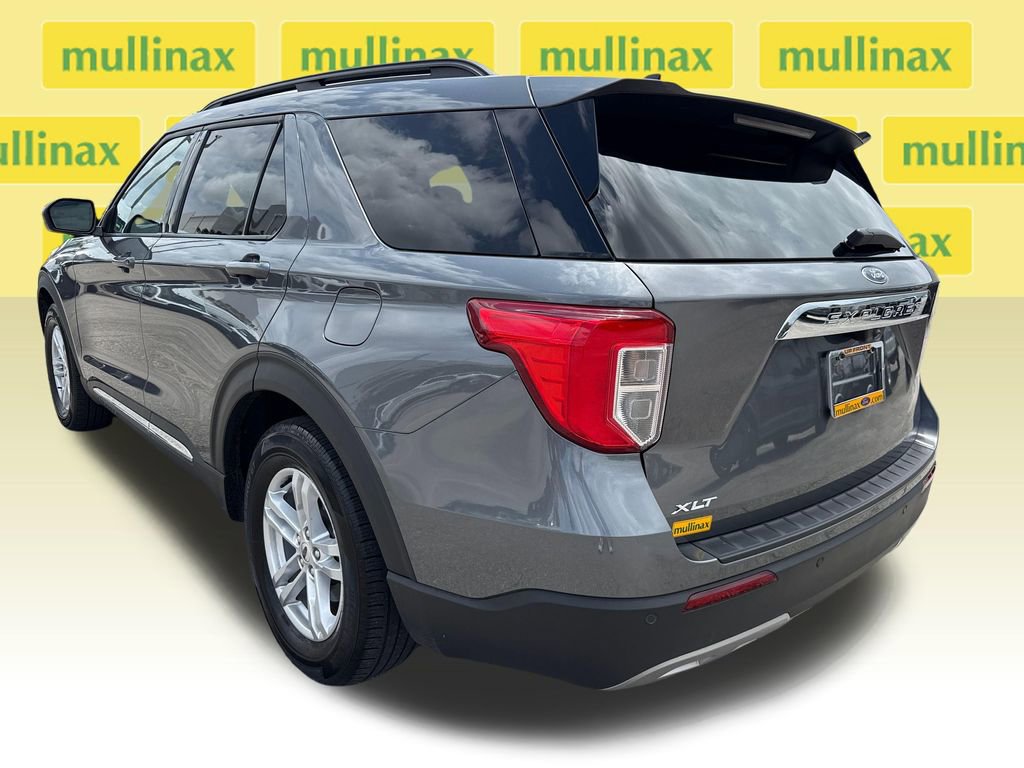 Certified 2024 Ford Explorer XLT w/ Equipment Group 202A RWD image 9