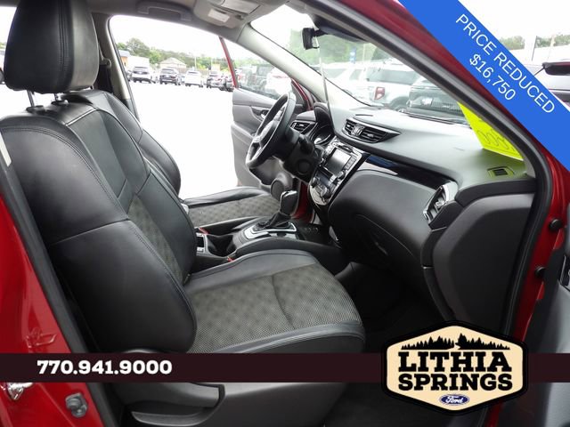 Used 2022 Nissan Rogue Sport SV w/ Technology Package AWD/4WD image 35