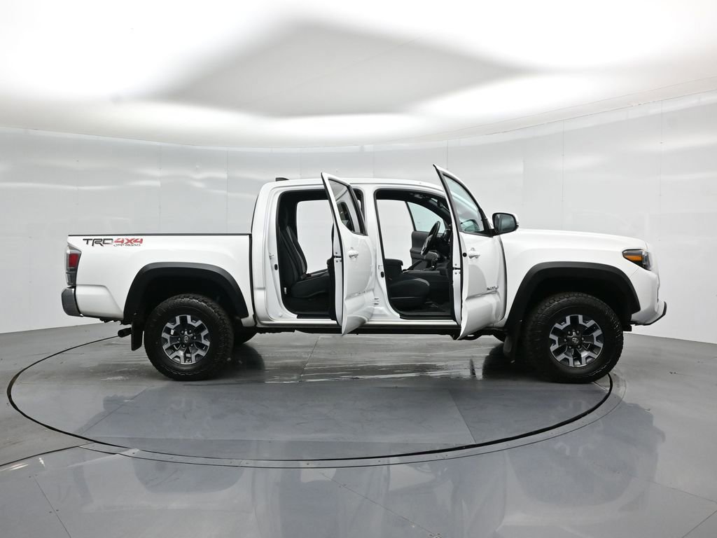 Used 2023 Toyota Tacoma TRD Off-Road image 34
