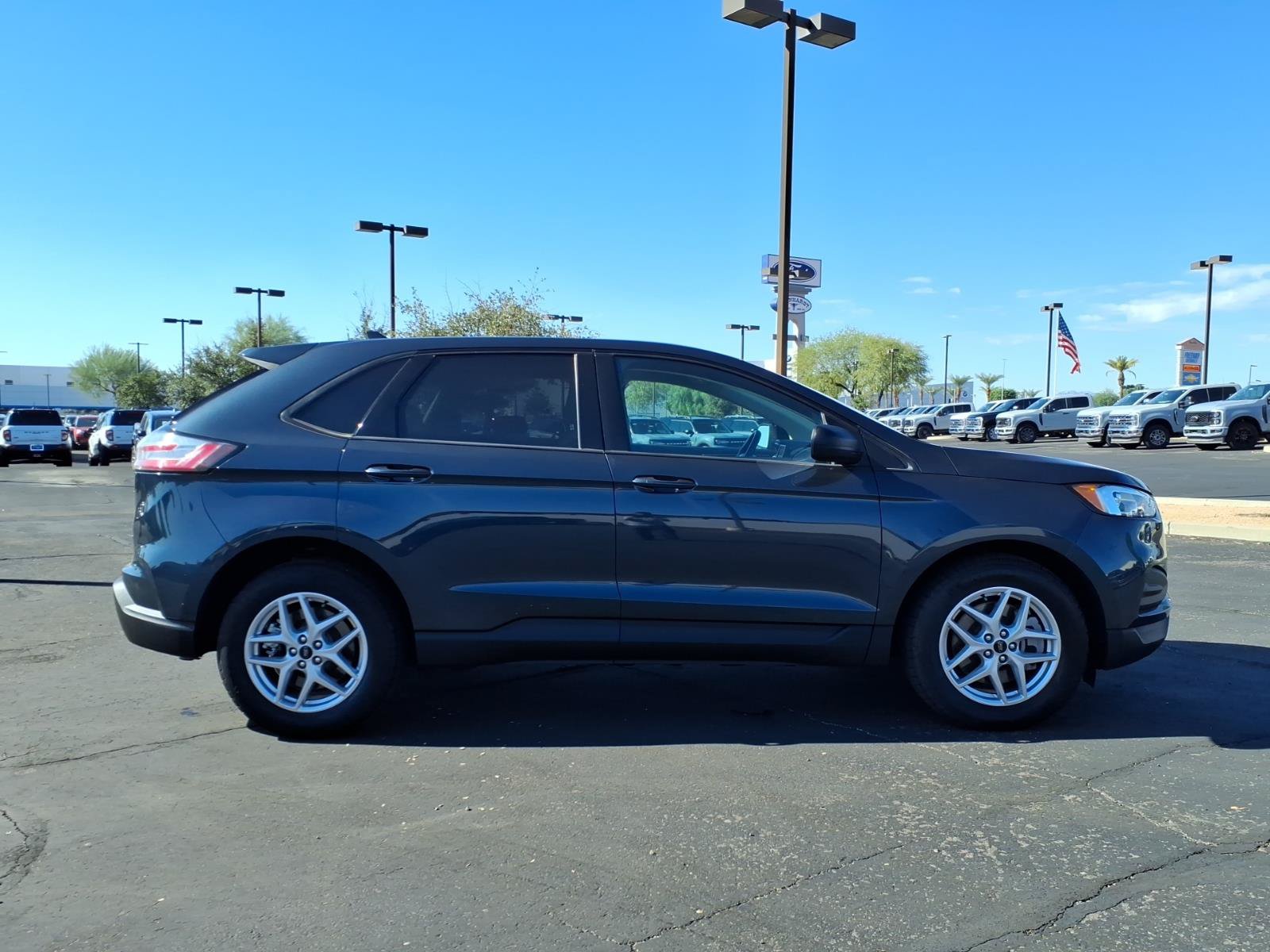 Certified 2024 Ford Edge SE AWD/4WD image 6