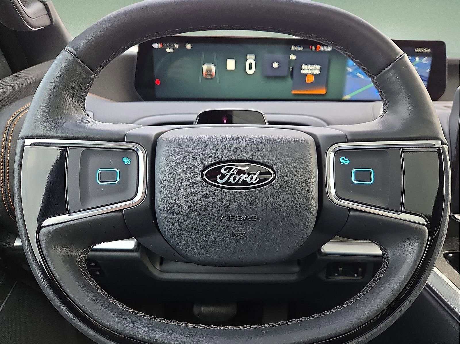 Certified 2025 Ford Expedition Tremor AWD/4WD image 24