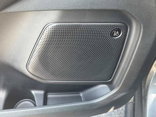 Certified 2025 Ford Escape ST-Line Elite w/ Premium Technology Package AWD/4WD image 39