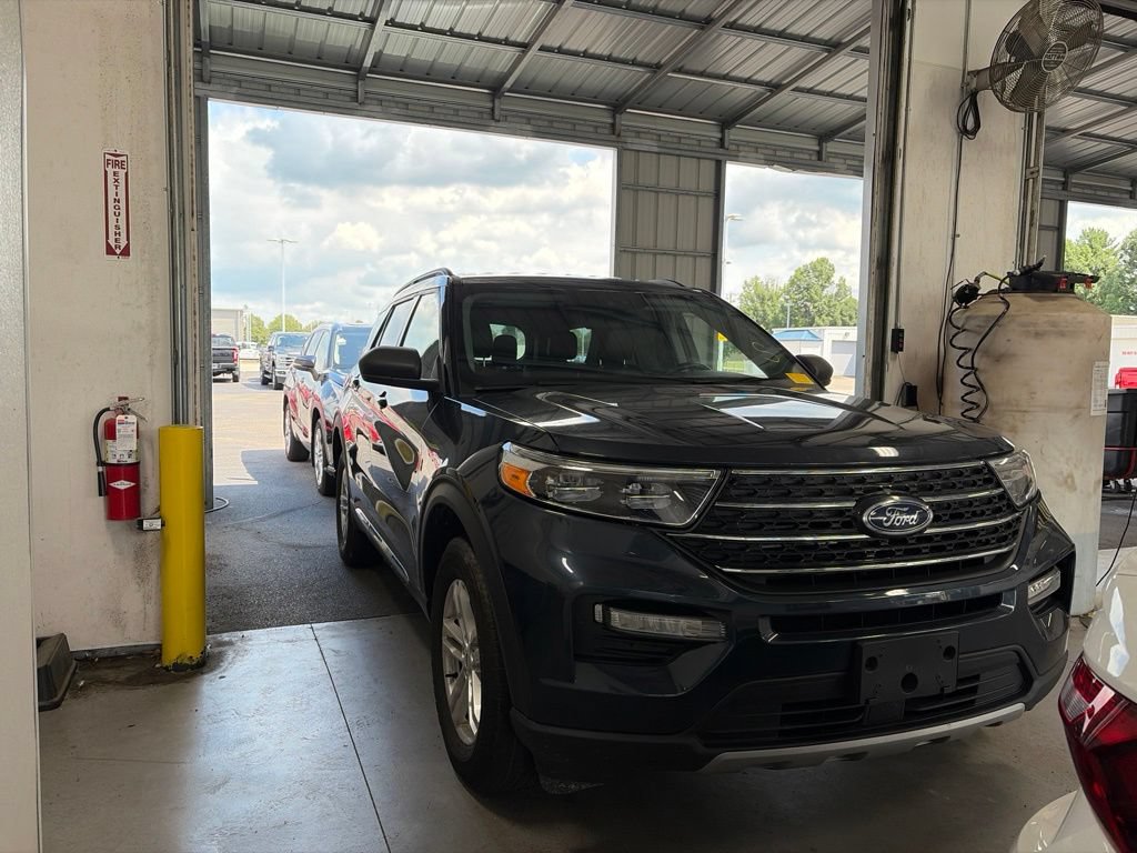 Certified 2022 Ford Explorer XLT w/ Equipment Group 202A