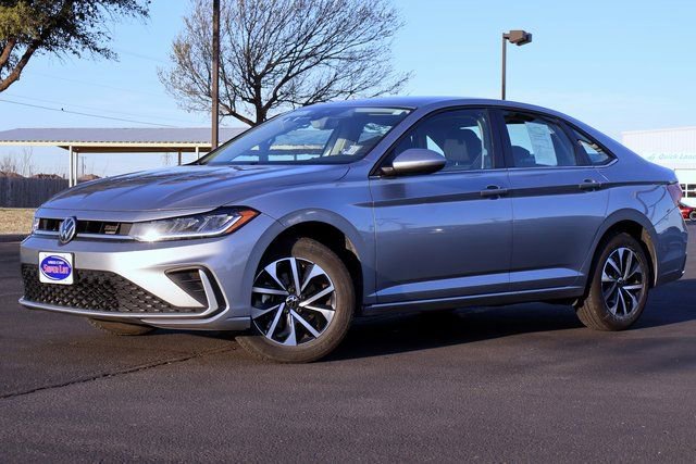 Used 2025 Volkswagen Jetta S image 13