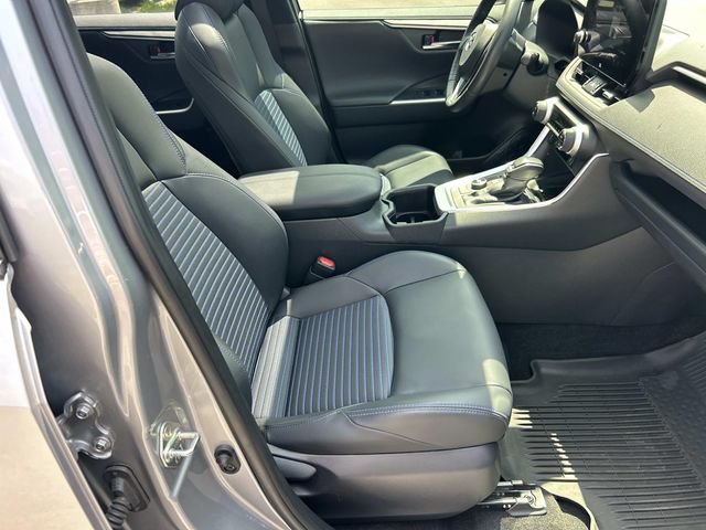 Used 2024 Toyota RAV4 XSE w/ Advanced Technology Package AWD/4WD image 29
