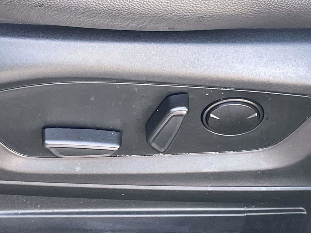 Certified 2024 Ford Explorer XLT image 14