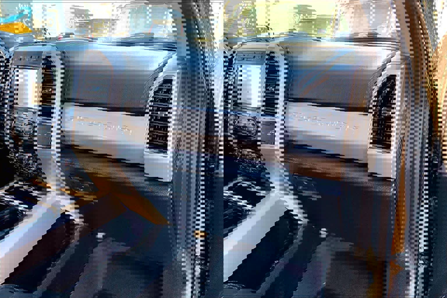 Certified 2020 Ford F350 Lariat w/ Lariat Ultimate Package image 16