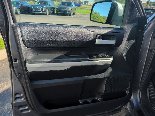 Used 2021 Toyota Tundra SR5 AWD/4WD image 16