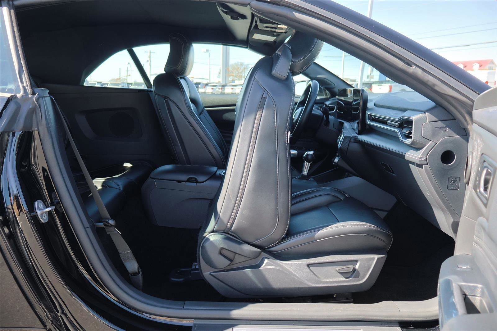 Certified 2025 Ford Mustang Premium RWD image 31