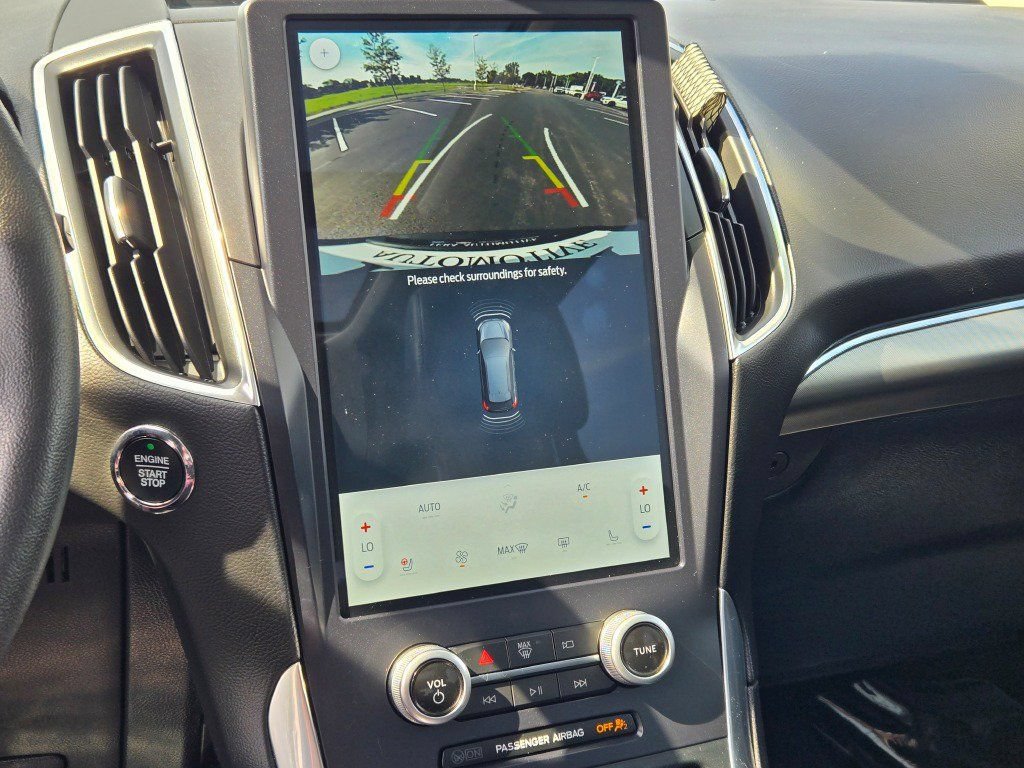 Certified 2022 Ford Edge Titanium AWD/4WD image 27