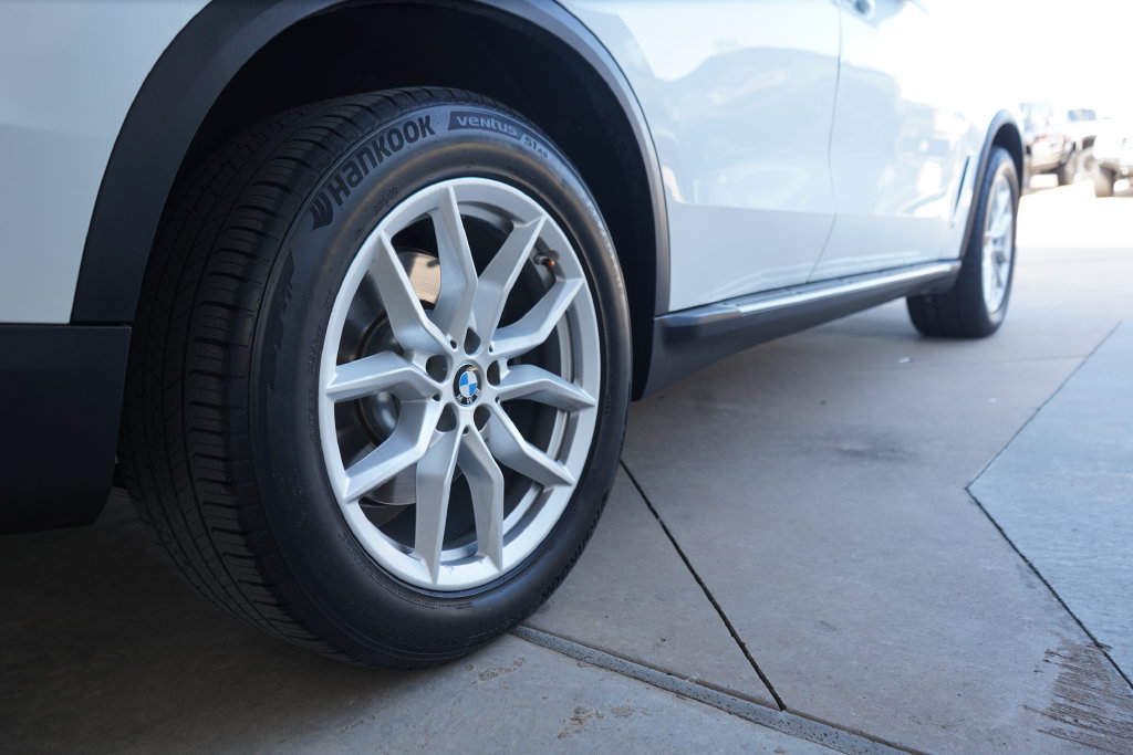 Used 2023 BMW X5 xDrive40i AWD/4WD image 9