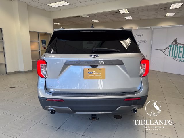 Certified 2024 Ford Explorer XLT w/ Equipment Group 202A RWD image 7