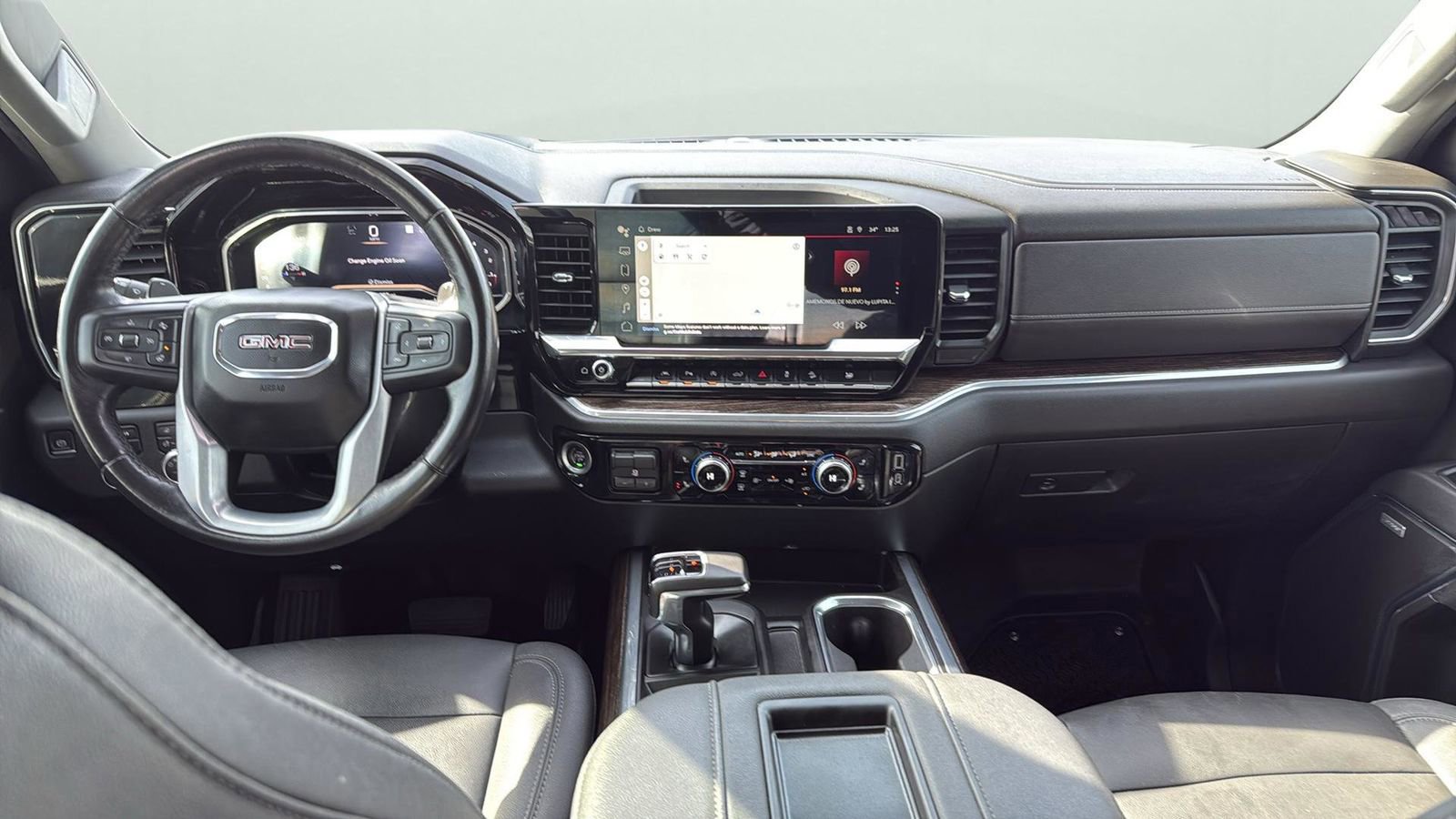 Used 2022 GMC Sierra 1500 Elevation w/ Elevation Premium Package image 22