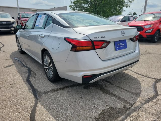 Used 2024 Nissan Altima 2.5 SV FWD image 3